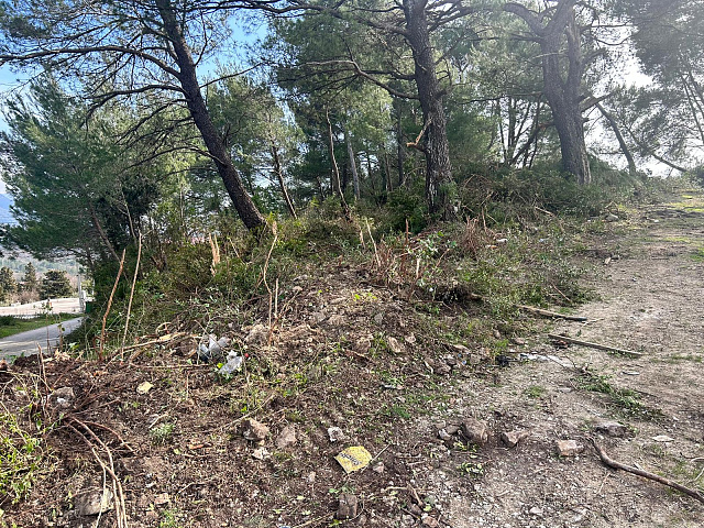 Urbanisiertes Grundstück mit Meerblick in Tivat – Mrčevac, 1602 m²